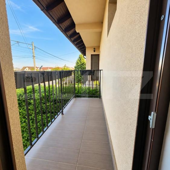 Duplex cu 4 camere cu Canalizare în Moșnița Nouă