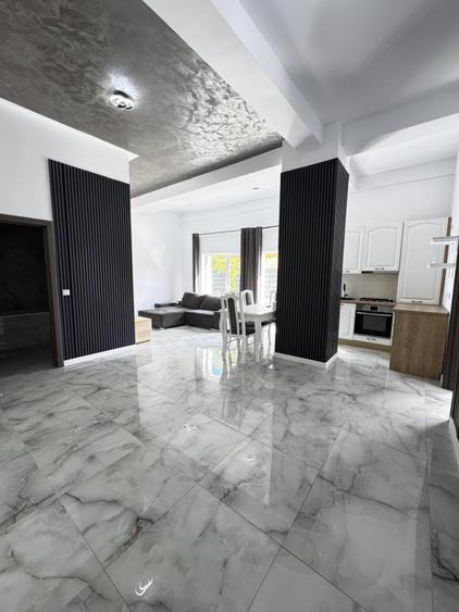 Apartament cu 3 camere semidecomandat, mobilat în Dâmbul Rotund