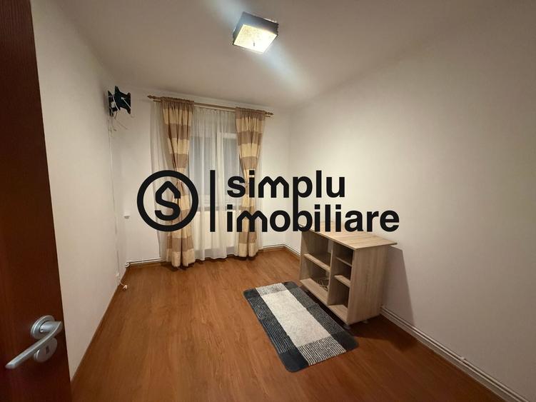 Apartament cu 3 camere semidecomandat, mobilat în Craiovița Nouă