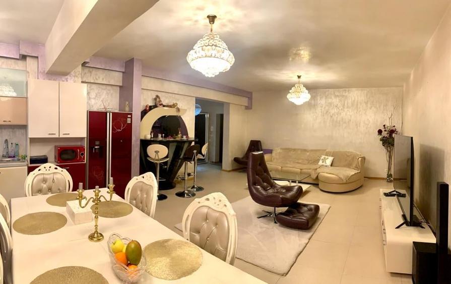 Apartament cu 4 camere decomandat, mobilat în Sisești