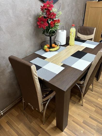 Casă cu 3 camere în Macea