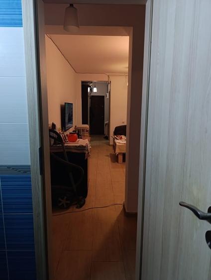 Apartament cu 4 camere semidecomandat în Central