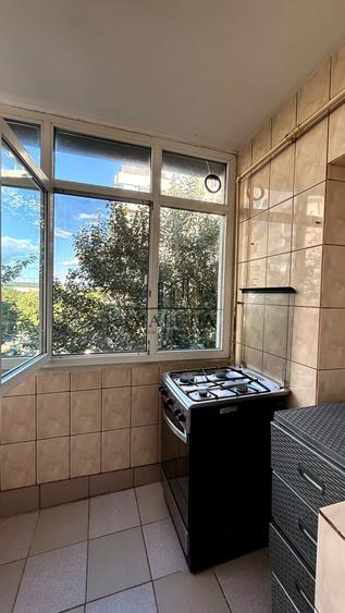 Apartament cu 2 camere decomandat, mobilat în Popa Șapcă