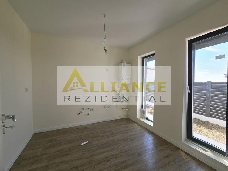 Casă individuală cu 4 camere cu Teren 300 Mp în Berceni