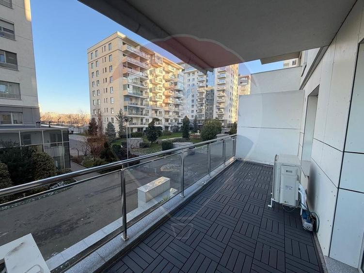 Apartament cu 3 camere decomandat în Domenii