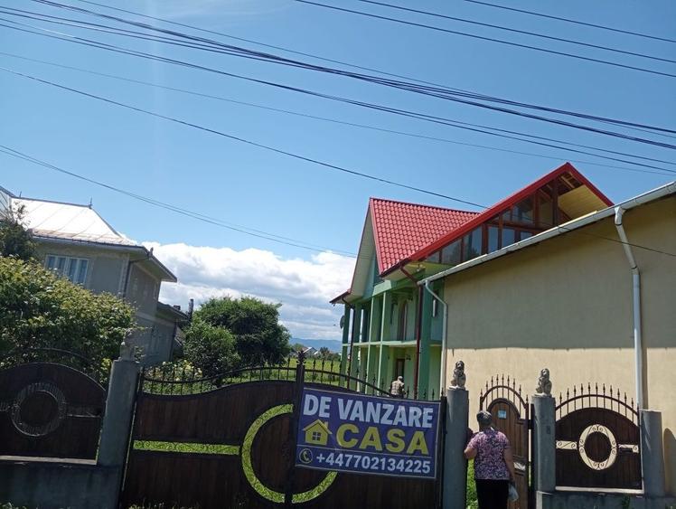 Casă cu 4 camere în Vadu Moldovei