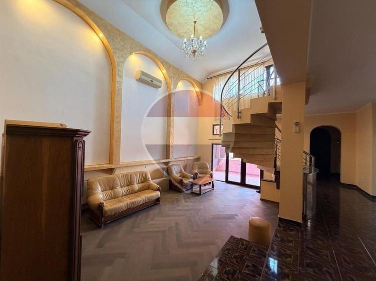 Casă individuală cu 4 camere cu Teren 460 Mp în Brestei
