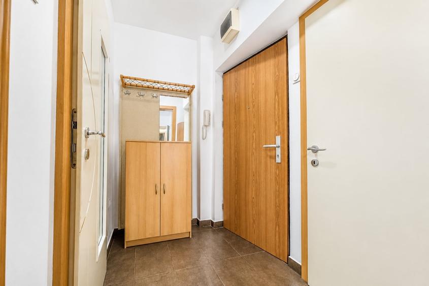 Apartament cu 2 camere semidecomandat, mobilat în Gheorgheni