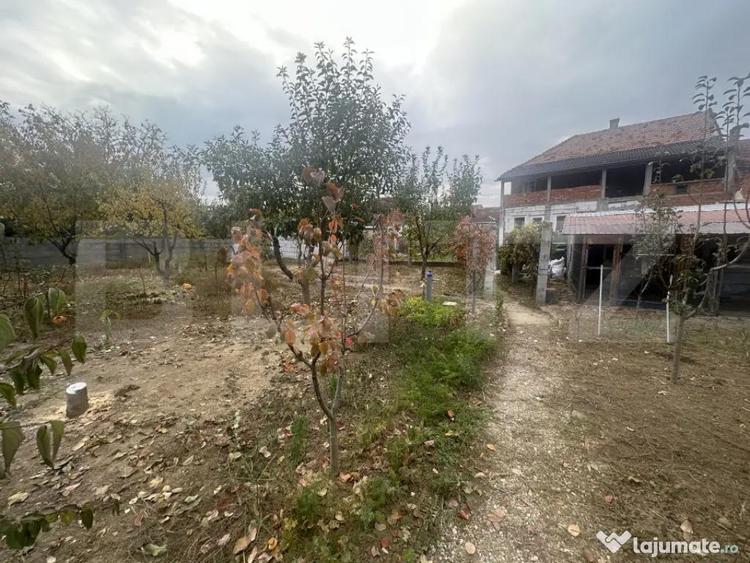 Casa tip P+E, 280 mp utili, 1316 mp teren, zona 14 Mai - 9