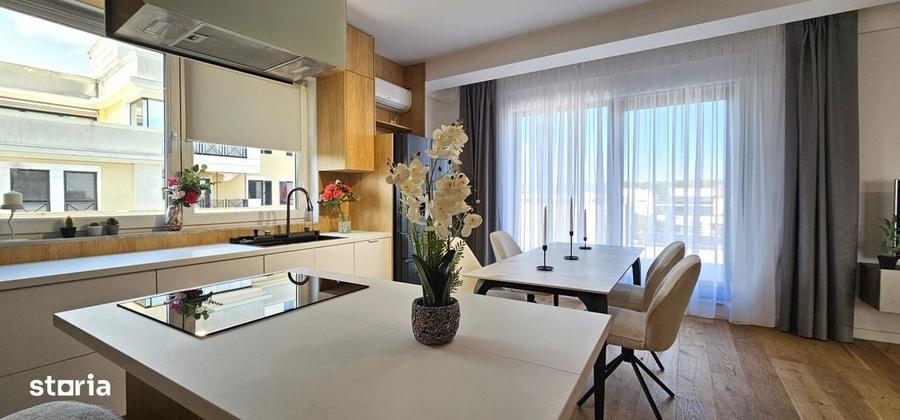 Apartament cu 4 camere, mobilat în Central
