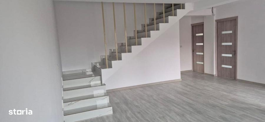 Casă cu 3 camere în Horpaz