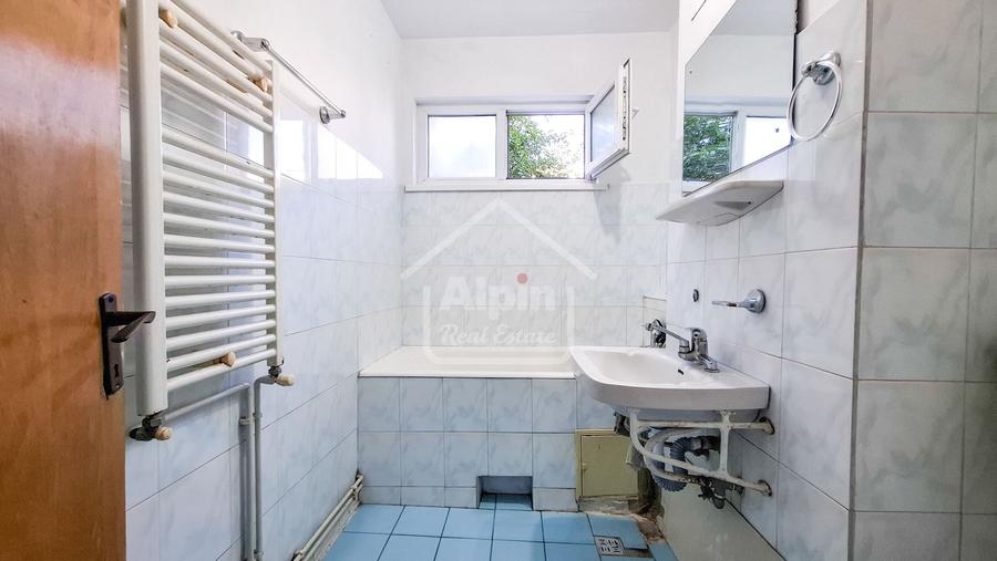 Apartament cu 2 camere semidecomandat, mobilat în Centrul Civic