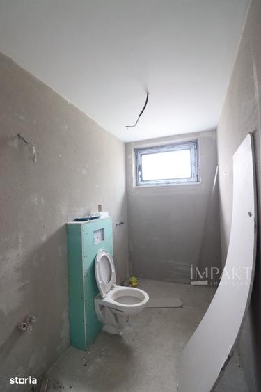 Casă cu 5 camere cu Teren 283 Mp în Mărăști