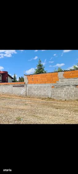 Teren de 500 mp, în Central
