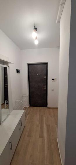 Apartament cu 2 camere decomandat în Florești