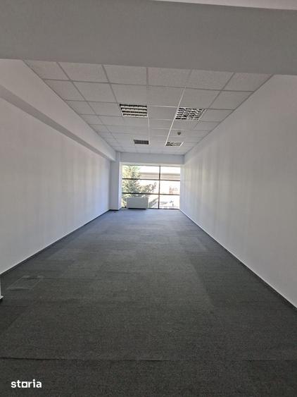 Spațiu comercial, de 70 mp, în Central