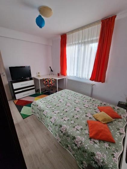 Casă individuală cu 4 camere cu Canalizare în Dudu