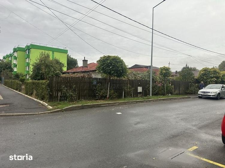 Casă cu 4 camere cu Teren 700 Mp în 1 Decembrie