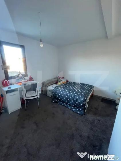 Casă cu 4 camere cu Teren 980 Mp în Valea