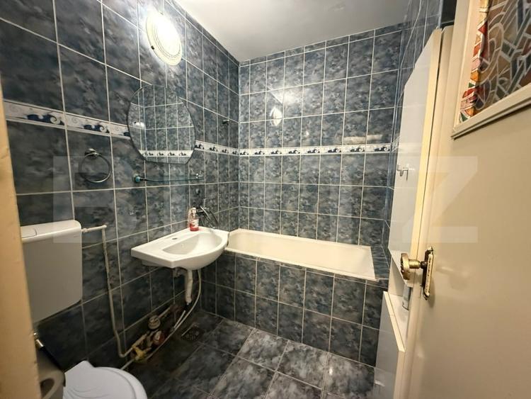 Apartament cu 3 camere semidecomandat, mobilat în Tătărași