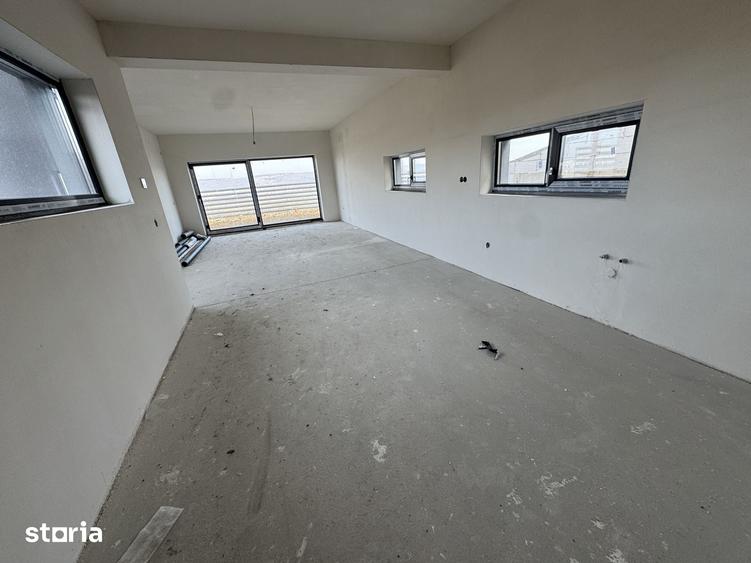Persoana Fizica Vand casa strada Soporului 74w - 8