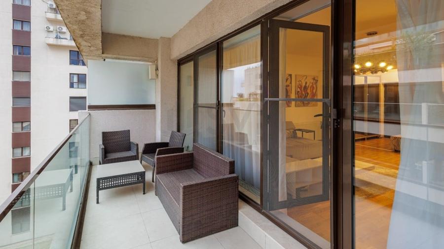 Apartament cu 3 camere decomandat, mobilat în Pipera