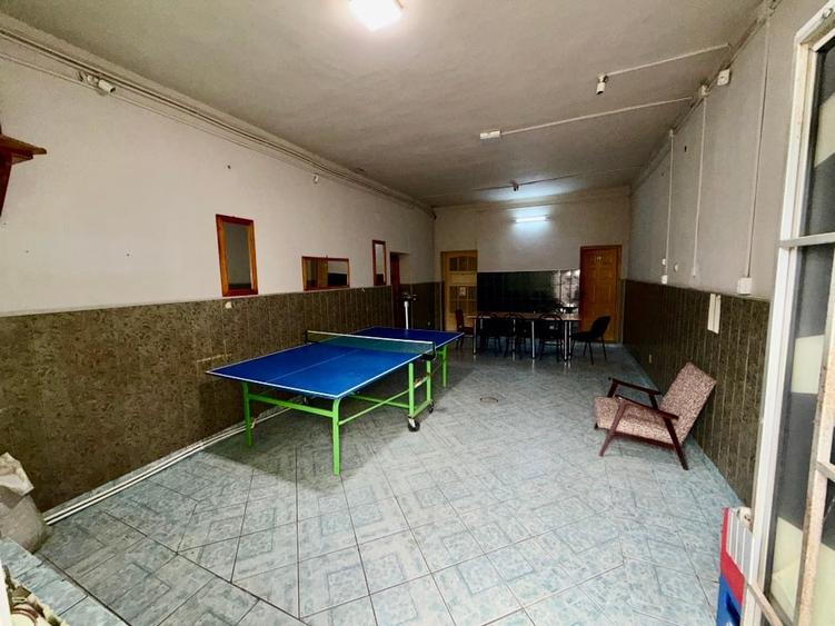 Spațiu comercial, de 556 mp, în Lendt