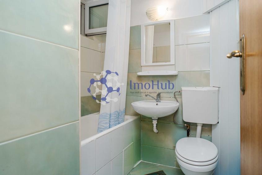 Apartament cu 2 camere semidecomandat în Podu Roș