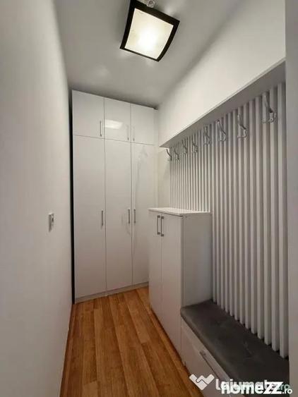 Apartament cu 3 camere decomandat în Faleză