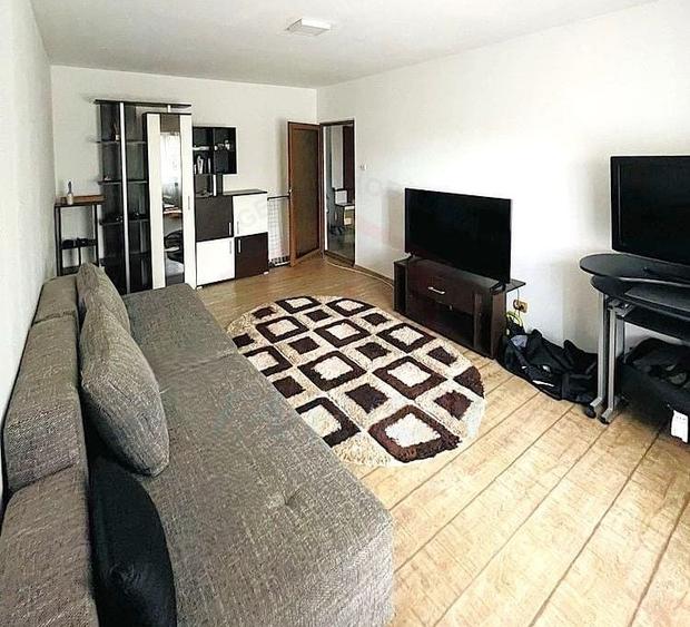 Apartament cu 2 camere decomandat, mobilat în Mazepa 1