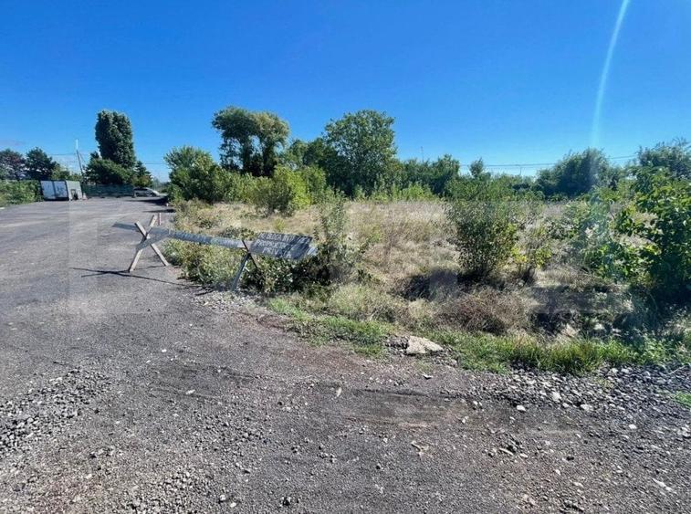 Teren construcție, în Centură
