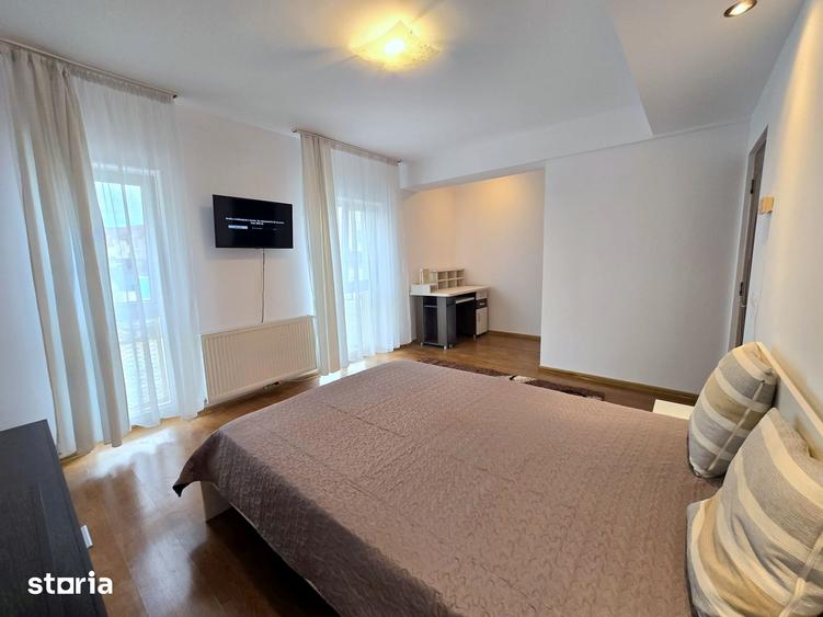 Garsonieră decomandată, mobilată în Bună Ziua
