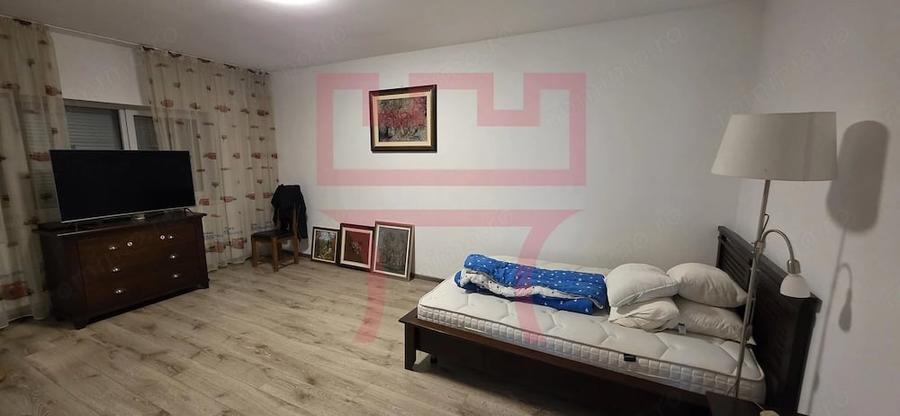 Casă cu Teren 800 Mp în Semicentral