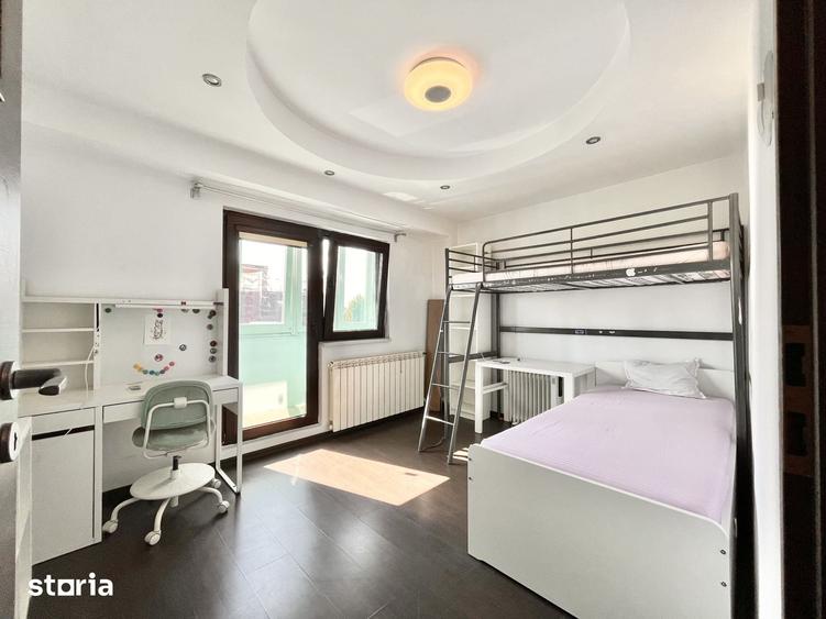 Apartament cu 3 camere în Centrul Civic