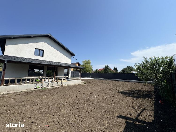 Casă cu 3 camere cu Teren 500 Mp în Vânători