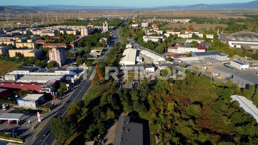 Teren de 5592 mp, în Triaj