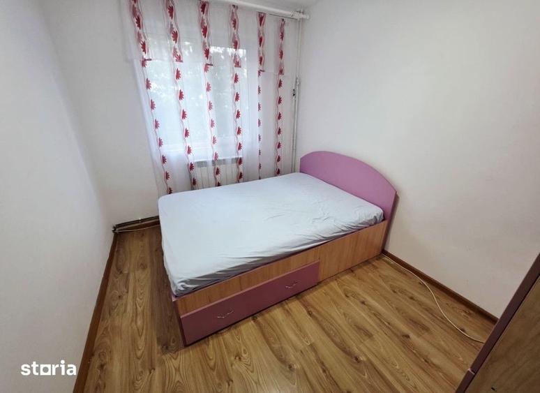 Apartament cu 3 camere în Alexandru cel Bun