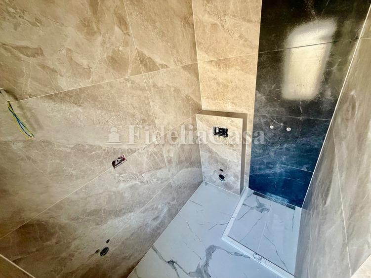 Casă cu 4 camere decomandat cu Teren 650 Mp în Bucium