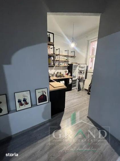 Apartament cu 3 camere, mobilat în Central