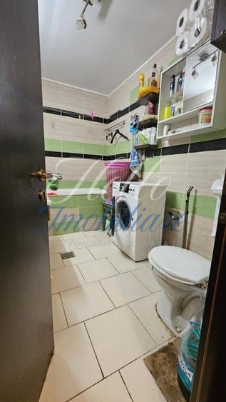 Apartament cu 2 camere semidecomandat în Florești