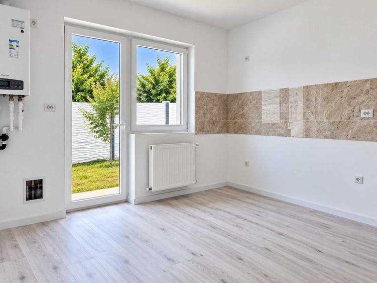 Casă cu 3 camere în Vârteju