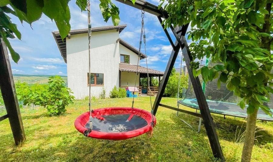 Casă individuală cu 5 camere cu Canalizare în Florești
