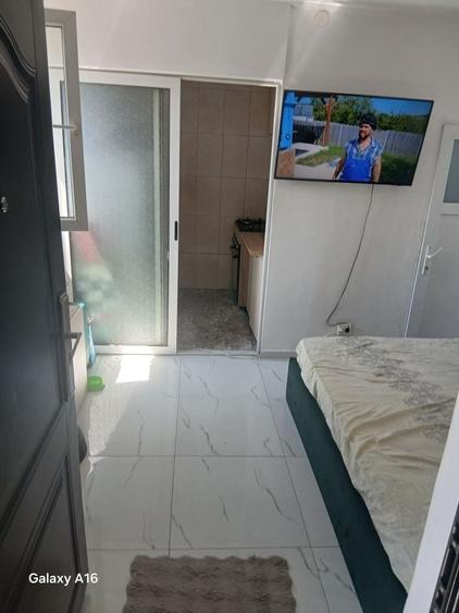 Apartament garsoniera de vanzare - 1