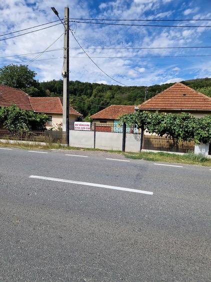 Casă cu 4 camere în Central