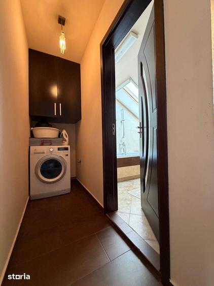 Apartament cu 3 camere decomandat în Borhanci