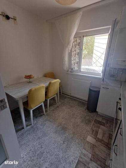 Apartament cu 2 camere decomandat în Sud