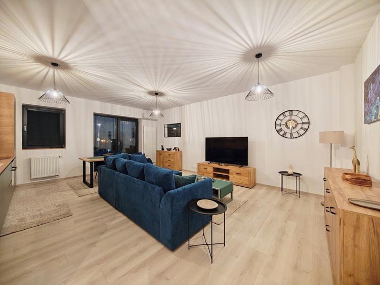 Apartament cu 2 camere decomandat, mobilat în Costin Georgian