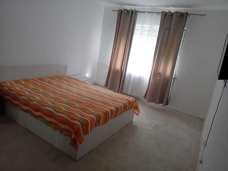 Inchiriez apartament - 5