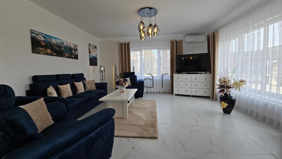 Casă individuală cu 3 camere decomandat cu Teren 5800 Mp în Fodora