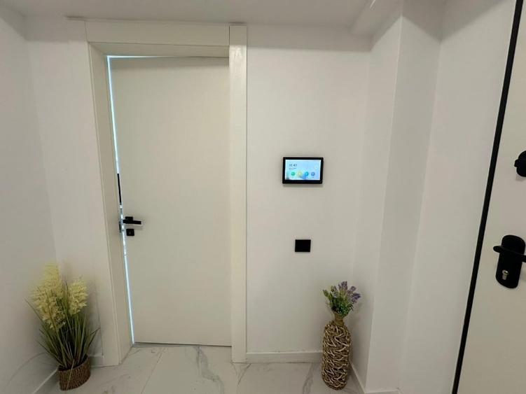 Apartament cu 2 camere decomandat, mobilat în Titan